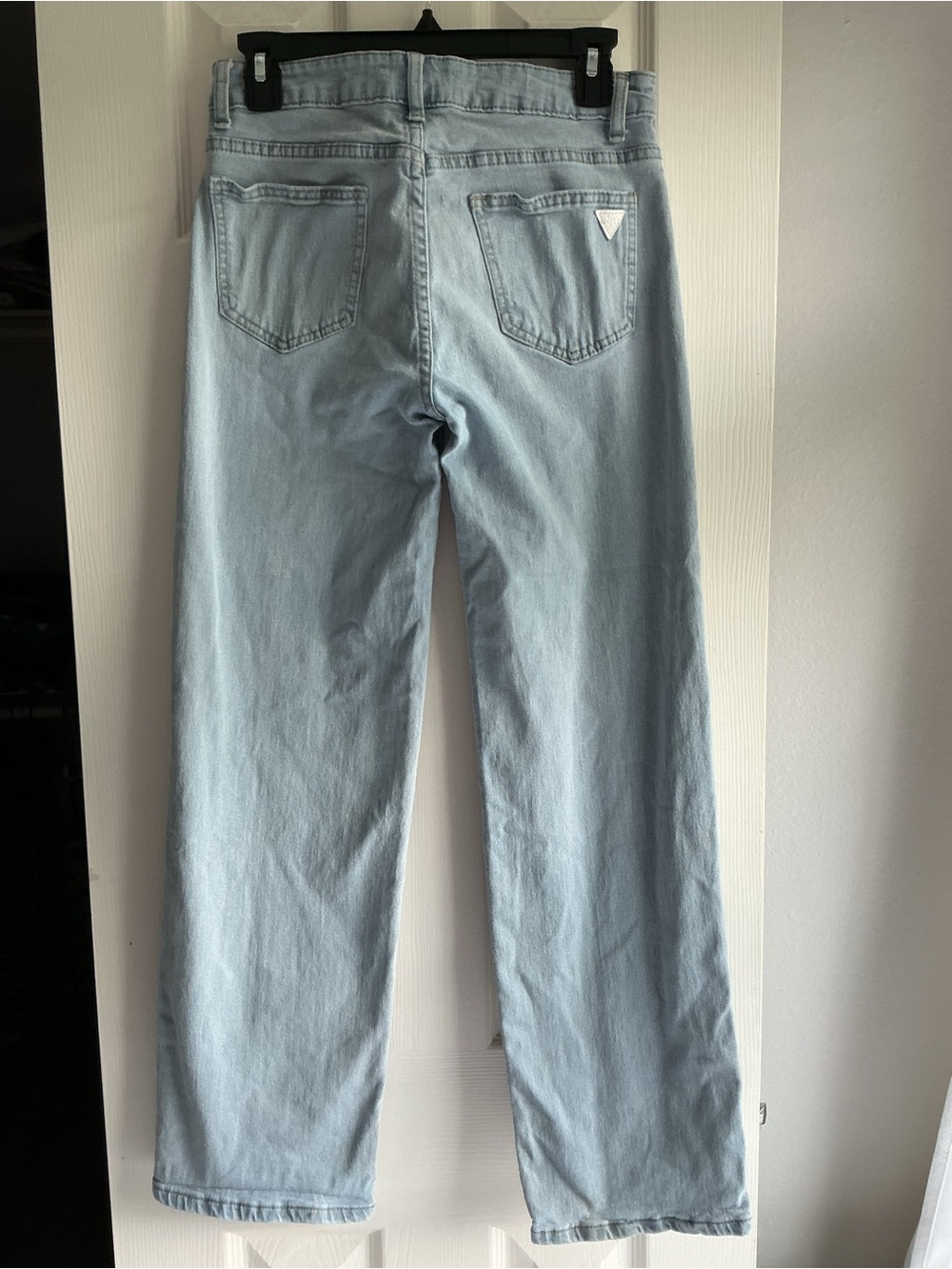 Light Blue Women's Straight-Leg Jeans with Subtle Embroidered Details r - Picture 2 of 14